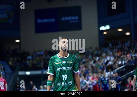 Wetzlar, Germania. 15 settembre 2024. Wetzlar, Germania, 15 settembre 2024: Philipp Ahouansou ( 19 Wetzlar ) durante la partita Liqui Moly Handball-Bundesliga tra HSG Wetzlar e TSV Hannover-Burgdorf alla Buderus-Arena di Wetzlar, GERMANIA. (Julia Kneissl/SPP) credito: SPP Sport Press Photo. /Alamy Live News Foto Stock