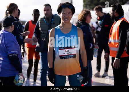 Sydney, Australia. 15 settembre 2024. Tetsuya YOROIZAKA del Giappone posa per una foto dopo la TCS Sydney Marathon 2024 presentata da ASICS alla Sydney Opera House il 15 settembre 2024 a Sydney, Australia Credit: IOIO IMAGES/Alamy Live News Foto Stock