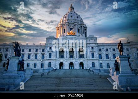 La classica capitale dello stato del Minnesota a St. Paul fu costruita nel 1905 e progettata da Cass Gilbert. Foto Stock