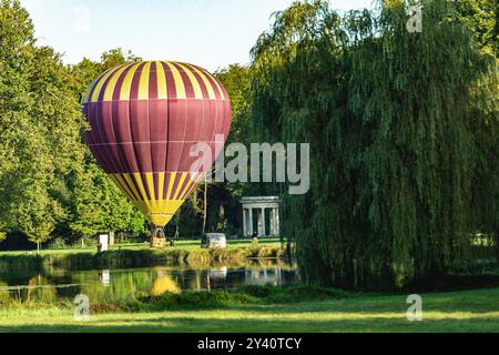 Chantilly, Francia. 15 settembre 2024. Ambiente durante la settima edizione della Chantilly Arts & Elegance - Richard mille al Domaine du Château de Chantilly, dal 13 al 15 settembre 2024, a Chantilly, Francia - foto Damien Saulnier/DPPI Credit: DPPI Media/Alamy Live News Foto Stock