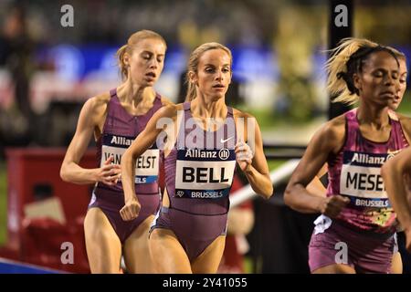 Georgia Bell della Gran Bretagna gareggia nei 1500 m femminili alle finali di atletica Memorial Van Damme Diamond League al King Baudouin Stadium di Foto Stock