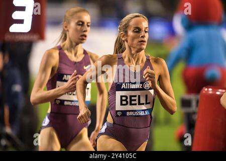 Georgia Bell della Gran Bretagna gareggia nei 1500 m femminili alle finali di atletica Memorial Van Damme Diamond League al King Baudouin Stadium di Foto Stock