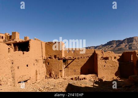 La provincia di Ouarzazate al confine con il deserto è ricca di testimonianze storiche e paesaggi incantevoli berberi Marocco, Nord Africa Foto Stock