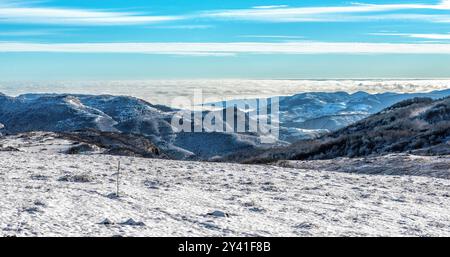 Il famoso villaggio Daghestan di Kubachi in inverno Foto Stock