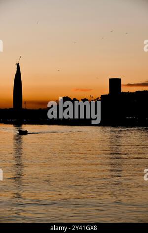 Alba sul fiume Bou Regreg, Rabat, Marocco, Nord Africa Foto Stock