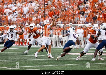 Austin, Stati Uniti. 14 settembre 2024. L'UTSA gioca a UT ad Austin, Texas, il 14 settembre 2024. (Foto di: Stephanie Tacy/Sipa USA) credito: SIPA USA/Alamy Live News Foto Stock