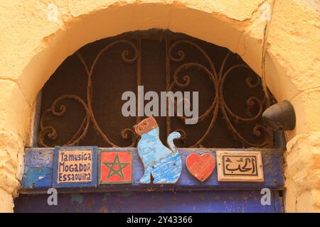 Nella medina fortificata della città di Essaouira sull'Oceano Atlantico in Marocco. Essaouira, regione Marrakech-Safi, provincia di Essaouira, Marocco, Nort Foto Stock