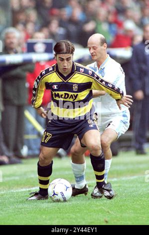 Parma Italia 26/11/2000: Fabio Cannavaro, giocatore dell'AA Parma durante la partita del campionato di calcio seria A 2000-2001 Parma - Lazio Foto Stock