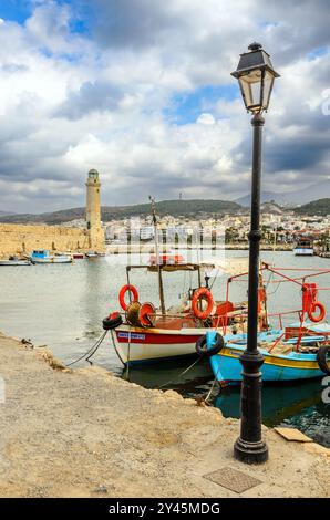 Faro del porto veneziano in Rethymnon - Crete, Grecia Foto Stock