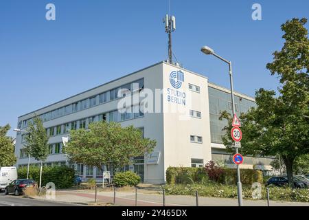 Studio Berlino, Am Studio, Adlershof, Treptow-Köpenick, Berlino, Deutschland Foto Stock