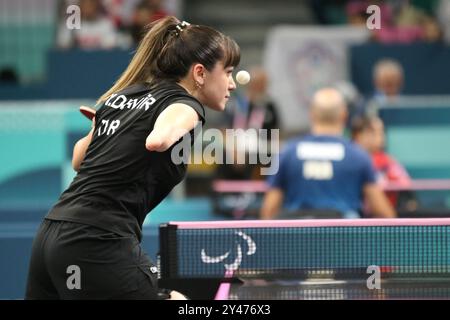 Merve DEMIR della Turchia (Türkiye) nel Para Ping-Pong - Women's Singles - WS10 alle partite paralimpiche 2024 a Parigi, Francia Foto Stock