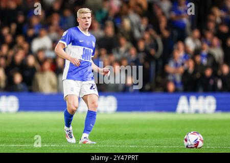 Knighthead Park, Birmingham lunedì 16 settembre 2024.#20, Alex Cochrane di Birmingham passa la palla a sinistra durante la partita Sky Bet League 1 tra Birmingham City e Wrexham a St Andrews al Knighthead Park, Birmingham lunedì 16 settembre 2024. (Foto: Stuart Leggett | mi News) crediti: MI News & Sport /Alamy Live News Foto Stock