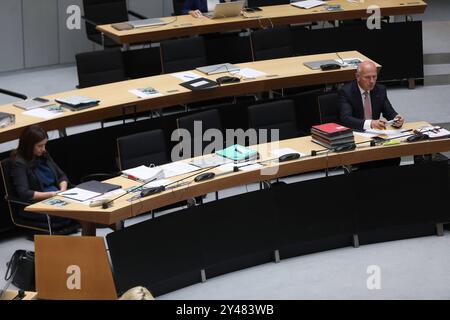 Berlin, Deutschland, 12.09.2024: Berliner Abgeordnetenhaus: 52. Sitzung: Bildungssenatorin Katharina Günther-Wünsch und der Regierende Bürgermeister Kai Wegner, beide CDU *** Berlino, Germania, 12 09 2024 Berlin House of Representatives 52 Session Senator for Education Katharina Günther Wünsch e il sindaco direttivo Kai Wegner, entrambi CDU Copyright: XdtsxNachrichtenagenturx dts 46079 Foto Stock