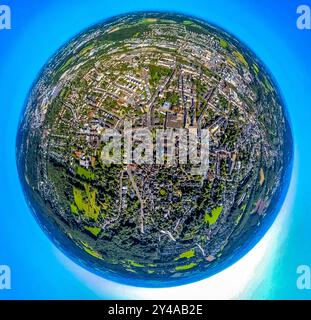 Luftbild, Innenstadt, Altmarkt Marktplatz und evang. Christuskirche, Erdkugel, Fisheye Aufnahme, Fischaugen Aufnahme, 360 Grad Aufnahme, Tiny World, Little Planet, Fisheye Bild, , Schwelm, Ruhrgebiet, Nordrhein-Westfalen, Deutschland ACHTUNGxMINDESTHONORARx60xEURO *** Vista aerea, centro città, piazza del mercato di Altmarkt ed evang Christuskirche, globo terrestre, immagine fisheye, immagine a 360 gradi, mondo minuscolo, Little Planet, fisheye image, Schwelm, Ruhr area, Renania settentrionale-Vestfalia, Germania ACHTUNGxMINDESTHONORARx60xEURO Foto Stock