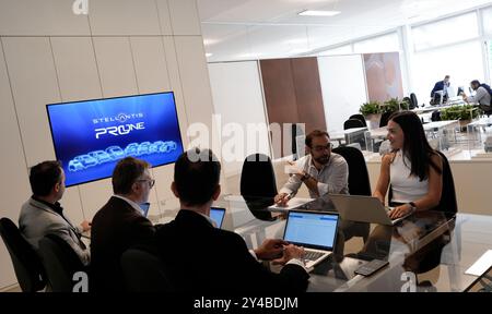 Torino, Italia. 17 settembre 2024. Stellantis ProOne Hub apre a Torino, Italia. 17 settembre 2024. (Foto di Fabio Ferrari/LaPresse) credito: LaPresse/Alamy Live News Foto Stock