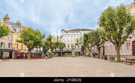 Royal Square a St Helier sull'isola di Jersey Foto Stock