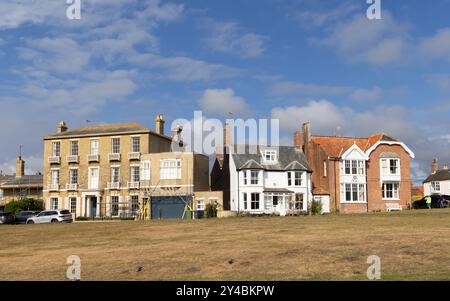 Case d'epoca su Consitution Hill, Southwold, Suffolk. REGNO UNITO Foto Stock