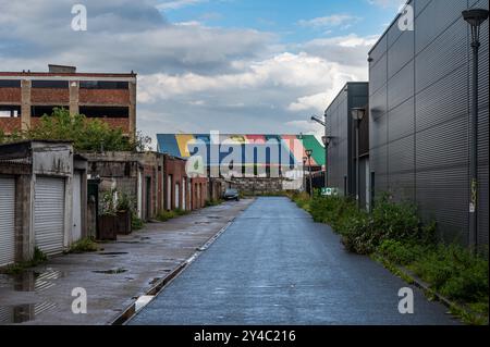 Anderlecht, Bruxelles capitale, Belgio, 16 SEP, 2024 la Biestebroekkaai, una strada industriale Foto Stock