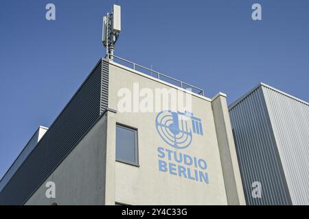 Studio Berlin, Am Studio, Adlershof, Treptow-Koepenick, Berlino, Germania, Europa Foto Stock