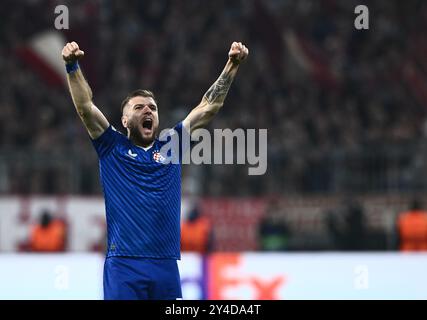 Monaco, Germania. 17 settembre 2024. MONACO DI BAVIERA, GERMANIA - 17 SETTEMBRE: Stefan Ristovski della Dinamo Zagabria reagisce durante la fase MD1 della UEFA Champions League 2024/25 tra il Bayern München e la GNK Dinamo al Football Arena di Monaco il 17 settembre 2024 a Monaco di Baviera, Germania. Foto: Marko Lukunic/PIXSELL credito: Pixsell/Alamy Live News Foto Stock