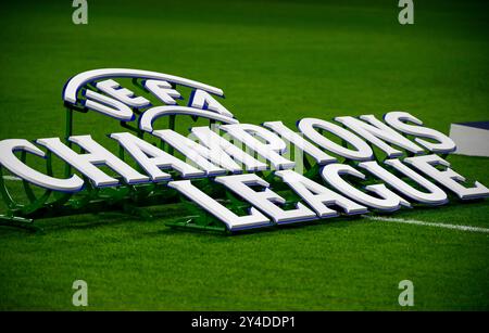 Milano, Italia. 17 settembre 2024. Il cartellone della Champions League è stato visto durante la partita di calcio di UEFA Champions League 2024/205 tra il Milan e il Liverpool FC allo stadio San Siro di Milano (Italia), il 17 settembre 2024. Crediti: Insidefoto di andrea staccioli/Alamy Live News Foto Stock