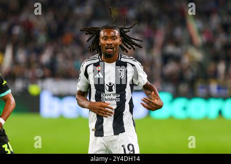 Khephren Thuram durante la partita di UEFA Champions League tra Juventus FC e PSV Eindhoven all'Allianz Stadium il 17 settembre 2024 a Torino. Foto Stock