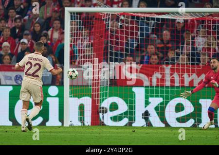 Raphael Guerreiro, FCB 22 segna, tiri, Tor, Treffer, Torschuss, 2-0 nella partita di campionato a gironi FC BAYERN MUENCHEN - DINAMO ZAGABRIA di calcio UEFA Champions League nella stagione 2024/2025 a Monaco, 17 settembre 2024 , FCB, 1. Spieltag, München fotografo: Peter Schatz Foto Stock