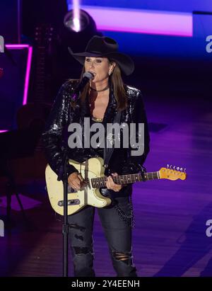 Nashville, Stati Uniti. 18 settembre 2024. Terri Clark si esibisce alla 17th Academy of Country Music Honors al Ryman Auditorium il 21 agosto 2024 a Nashville, Tennessee. (Foto: Amiee Stubbs/imageSPACE)/Sipa USA credito: SIPA USA/Alamy Live News Foto Stock