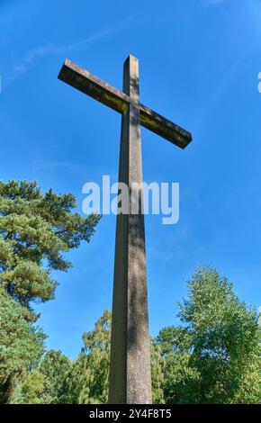 Attraversa il cimitero militare tedesco, Cannock Chase, Staffordshire Foto Stock