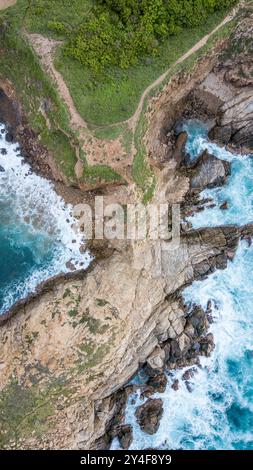 Vista aerea del punto panoramico di Punta Cometa, punto più a sud di Oaxaca, Messico Foto Stock