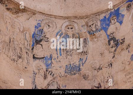 Van Turkey 6 luglio 2024;Chiesa armena Akdamar della Santa Croce del X secolo, interno, Isola di Akdamar, Van, Turchia. Foto Stock