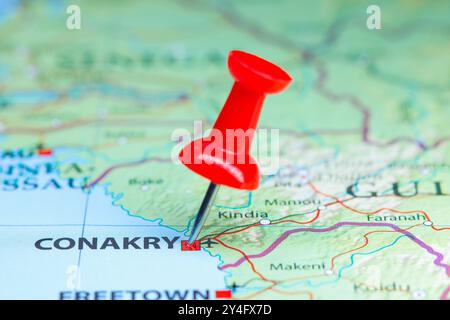 Città di Conakry, Guinea pin sulla mappa dell'Africa Foto Stock