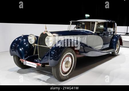 1930 Bugatti 41 Royale Coupe de Ville Binder auto d'epoca di lusso al Salone Internazionale dell'automobile di Ginevra. Ginevra, Svizzera - 26 febbraio 2024 Foto Stock