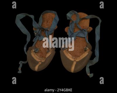 antiche scarpe indiane fatte a mano in sud america vecchie calzature Foto Stock