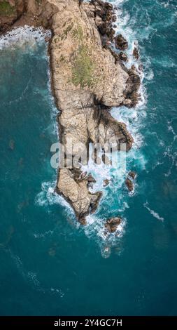 Vista aerea del punto panoramico di Punta Cometa, punto più a sud di Oaxaca, Messico Foto Stock