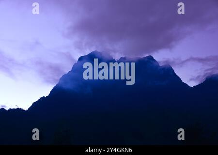 Portal Peaks sui monti Rwenzori nell'Uganda occidentale Foto Stock