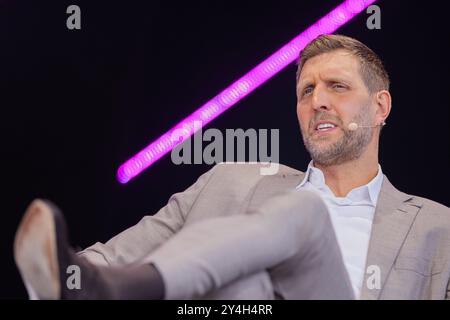 Colonia, Germania. 18 settembre 2024. Il giocatore di basket Dirk Nowitzki parla al congresso digitale Digital X di Deutsche Telekom nel Media Park. Crediti: Rolf Vennenbernd/dpa/Alamy Live News Foto Stock