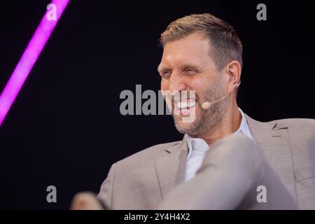 Colonia, Germania. 18 settembre 2024. Il giocatore di basket Dirk Nowitzki parla al congresso digitale Digital X di Deutsche Telekom nel Media Park. Crediti: Rolf Vennenbernd/dpa/Alamy Live News Foto Stock