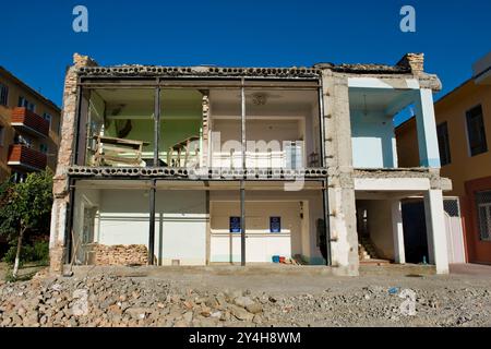 Uzbekistan, Fergana, distrutto casa Foto Stock