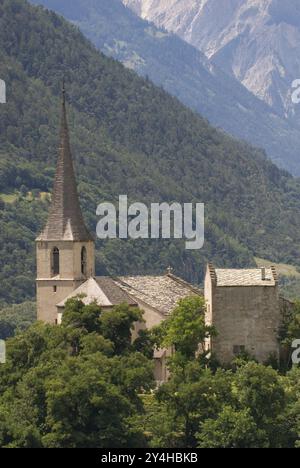 Chiesa del Castello di Raron (luogo di sepoltura di Rainer Maria Rilke), Vallese, Svizzera, Europa Foto Stock