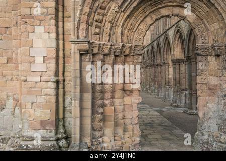 Bell'ingresso nell'abbazia di Jedburgh Foto Stock