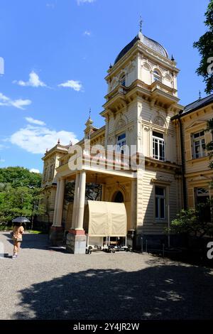 La casa in stile occidentale della famiglia Iwasaki, il fondatore della Mitsubishi, progettata dall'architetto britannico Josiah Conder nel giardino Kyu-Iwasaki-tei. Taitō, Tokyo Foto Stock