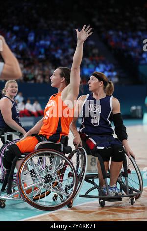 Parigi, Francia. 8 settembre 2024. La squadra olandese vince la medaglia d'oro battendo gli Stati Uniti nella finale di basket femminile su sedia a rotelle a Parigi durante le Paralimpiadi di Parigi 2024. (Immagine di credito: © JDG/ZUMA Press Wire) SOLO PER USO EDITORIALE! Non per USO commerciale! Foto Stock