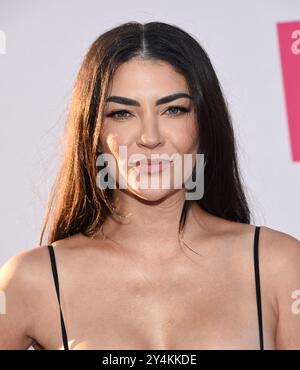 Hollywood, Stati Uniti. 18 settembre 2024. Jessica Szohr arriva alla prima di "Wolfs" di Apple Original Film a Los Angeles tenutasi al TCL Chinese Theatre il 18 settembre 2024 a Hollywood, CA. © Lisa OConnor/AFF-USA.com Credit: AFF/Alamy Live News Foto Stock