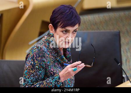 Edimburgo Scozia, Regno Unito 18 settembre 2024. Segretario di gabinetto per la giustizia e gli affari interni Angela Constance MSP al Parlamento scozzese. credito sst/alamy notizie in diretta Foto Stock