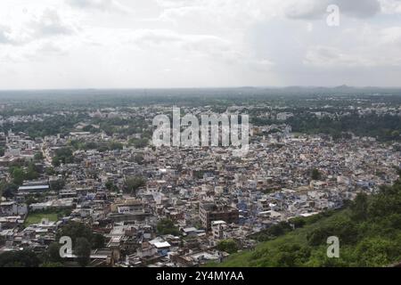 Chittorgarh, Rajasthan / India - 22 settembre 2019: La vista delle case cittadine a Chittorgarh. Foto Stock