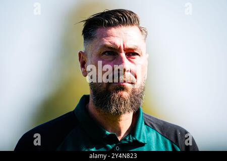 Rotterdam, Paesi Bassi. 19 settembre 2024. Rotterdam - Pascal Bosschaart durante il primo round del nuovo format della Lega Giovanile 2024/2025. La partita è ambientata tra il Feyenoord U19 e il Bayer 04 Leverkusen U19 a Nieuw Varkenoord il 19 settembre 2024 a Rotterdam, nei Paesi Bassi. (VK Sportphoto/Danny de Groot) credito: Yannick Verhoeven/Alamy Live News Foto Stock