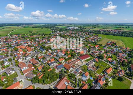 Vista di Ettringen sul Wertach nella regione sveva del basso Allgaeu Foto Stock