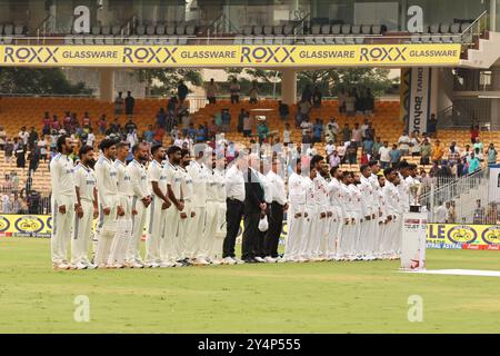 Chennai, Tamil Nadu, India. 19 settembre 2024. Bangladesh Tour of India 2024:.1st test . India V Bangladesh . Poi squadre di India e Bangladesh (Credit Image: © Seshadri Sukumar/ZUMA Press Wire) SOLO PER USO EDITORIALE! Non per USO commerciale! Foto Stock