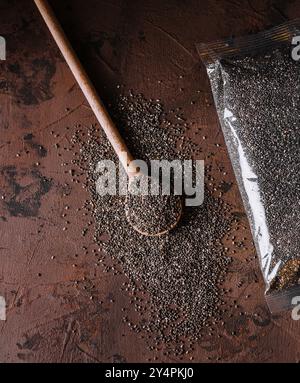 Sacchetto di plastica trasparente con semi di papavero Foto Stock